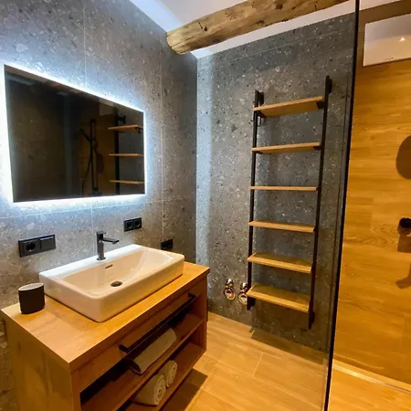 Appartement In Saalfelden Near Slopes, Cleaning Included