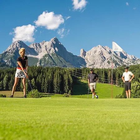 In Saalfelden Near Slopes, Cleaning Included Lanthal